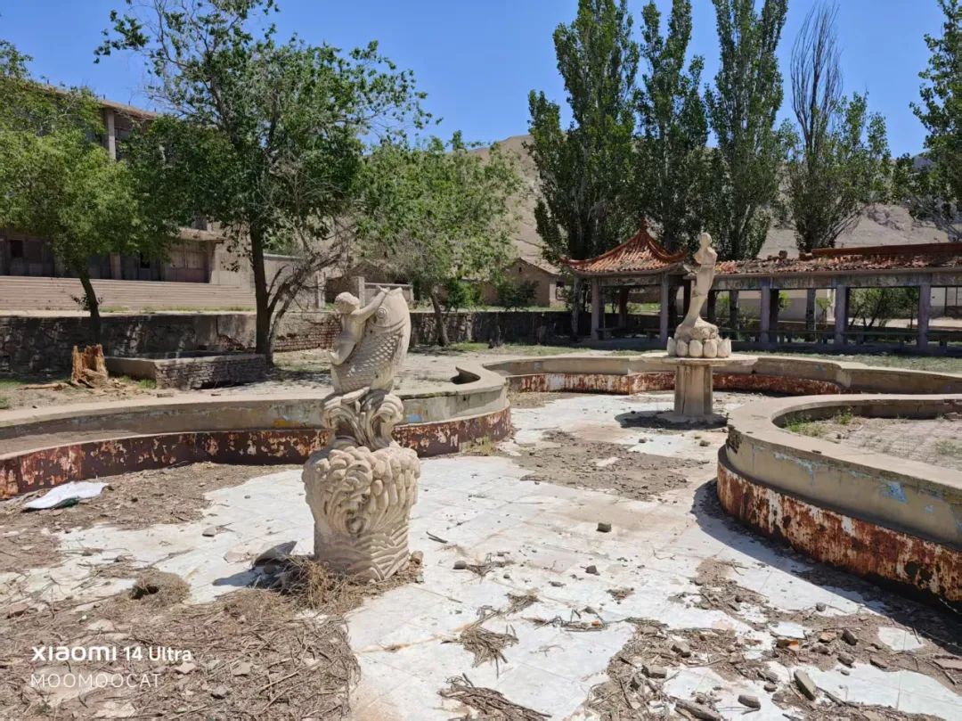 曾经最热闹的职工区喷泉公园